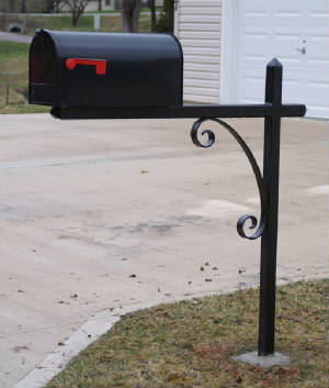 mailboxpost010reducededited1.jpg